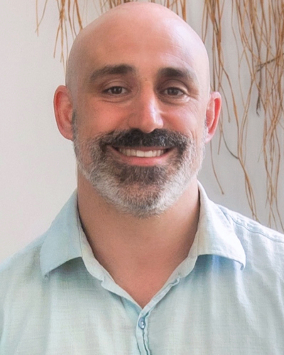 Leon Ari