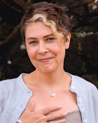 Anne de Silva Anne de Silva