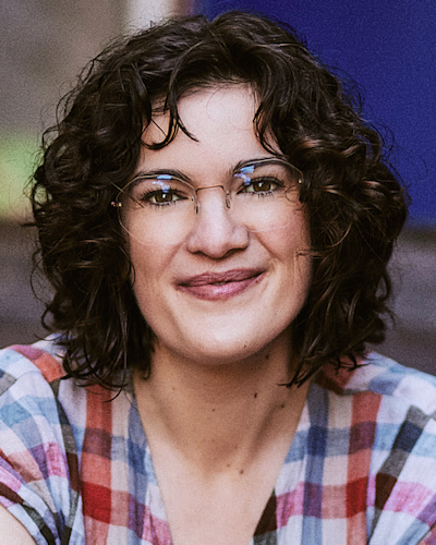 Caitlin Bell Caitlin Bell